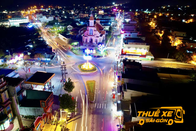 Bảng giá cho thuê xe du lịch 7-16-29-45 chỗ đi Hậu Giang từ Sài Gòn tháng 10/2026