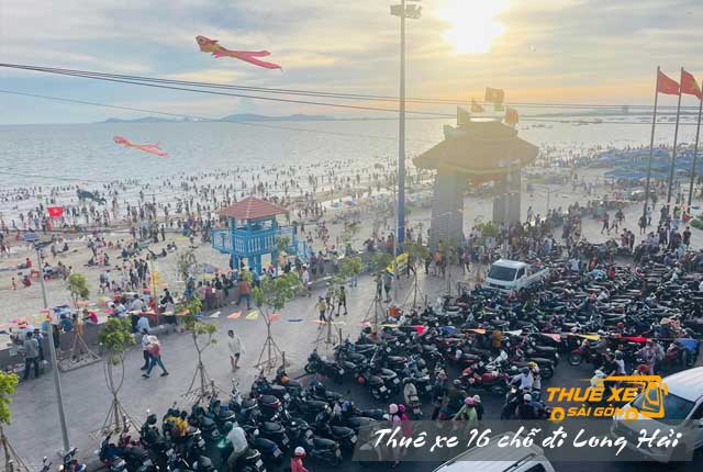 Giá cho thuê xe 16 chỗ đi Long Hải