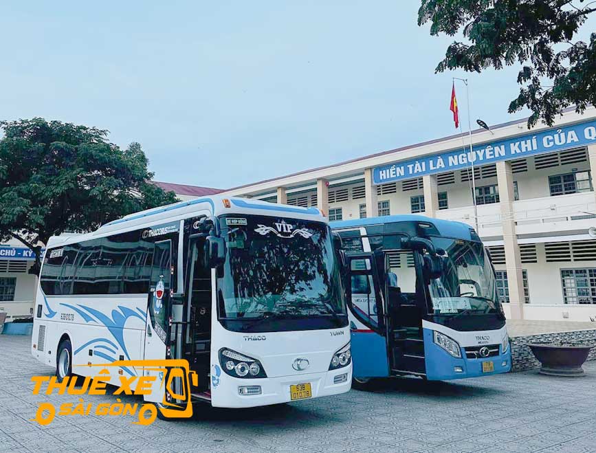Chọn dòng xe 29 chỗ đi Thoại Sơn