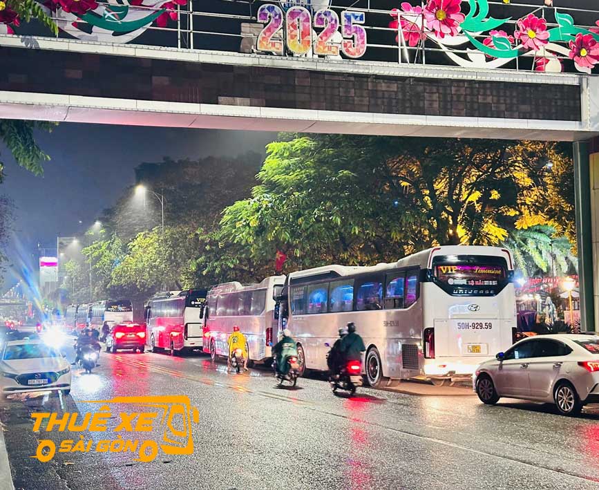 Thuê xe 45 chỗ tiết kiệm