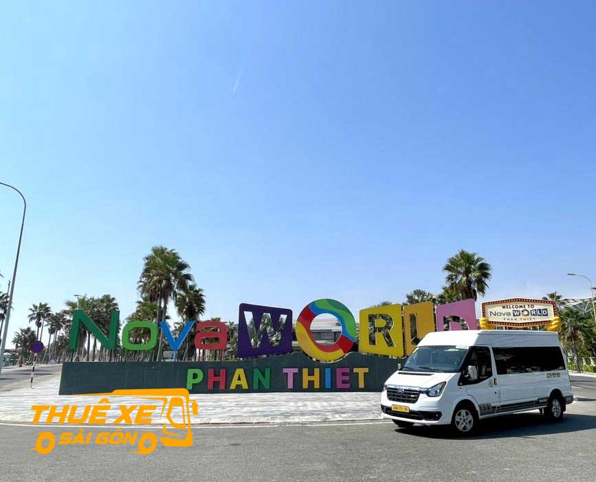 Xe 16 chỗ phục vụ khách hàng đi Phan Thiết